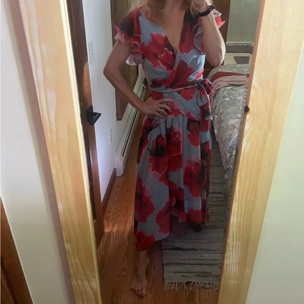 Hutch
Zola Wrap Dress size Small NWT - Picture 4 of 4